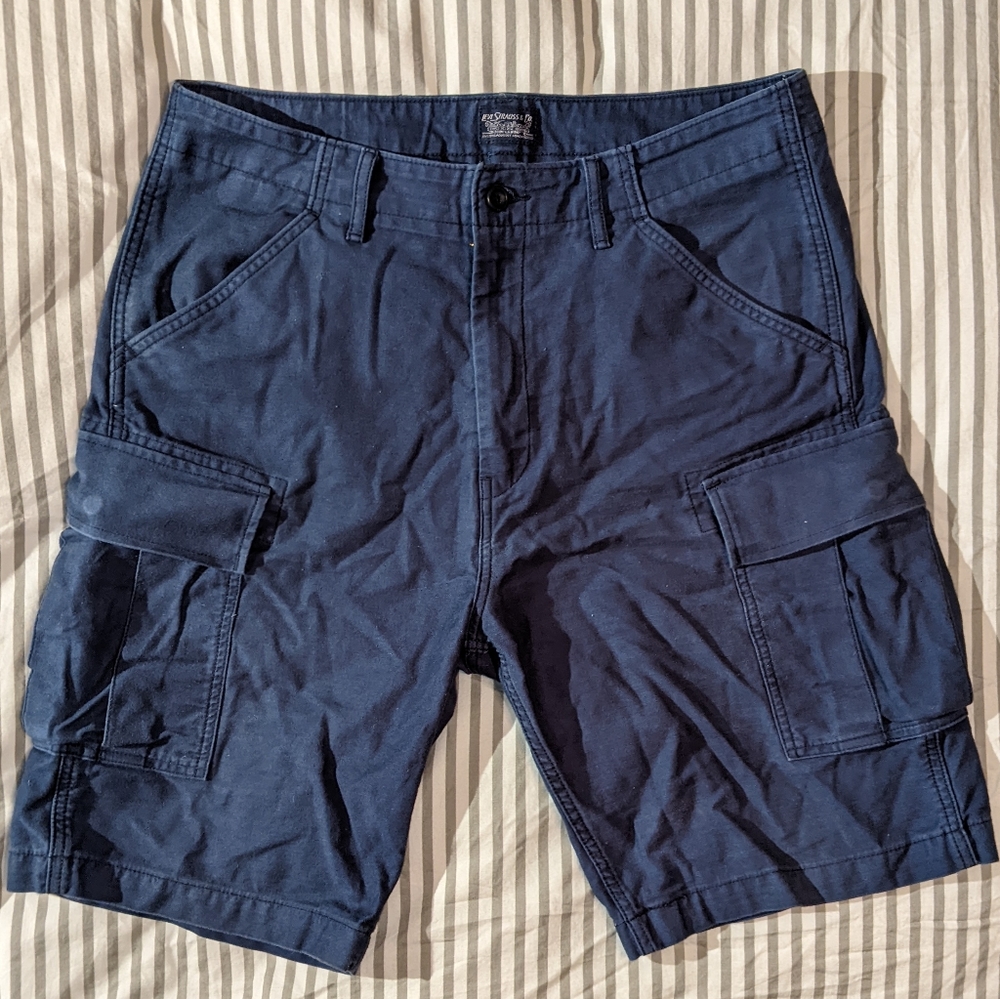 Levi Strauss & Co Size: 34 Navy Blue Cargo Shorts